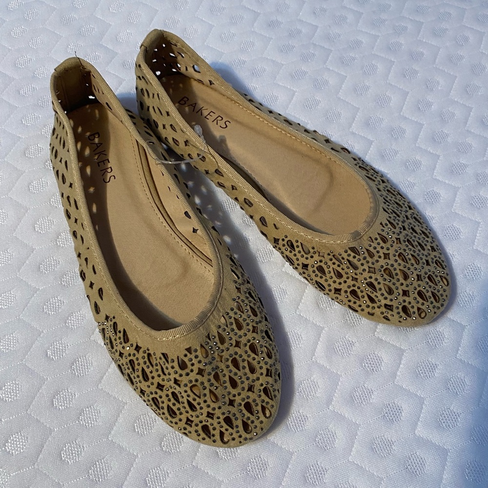 Bakers Women’s Beige Flats